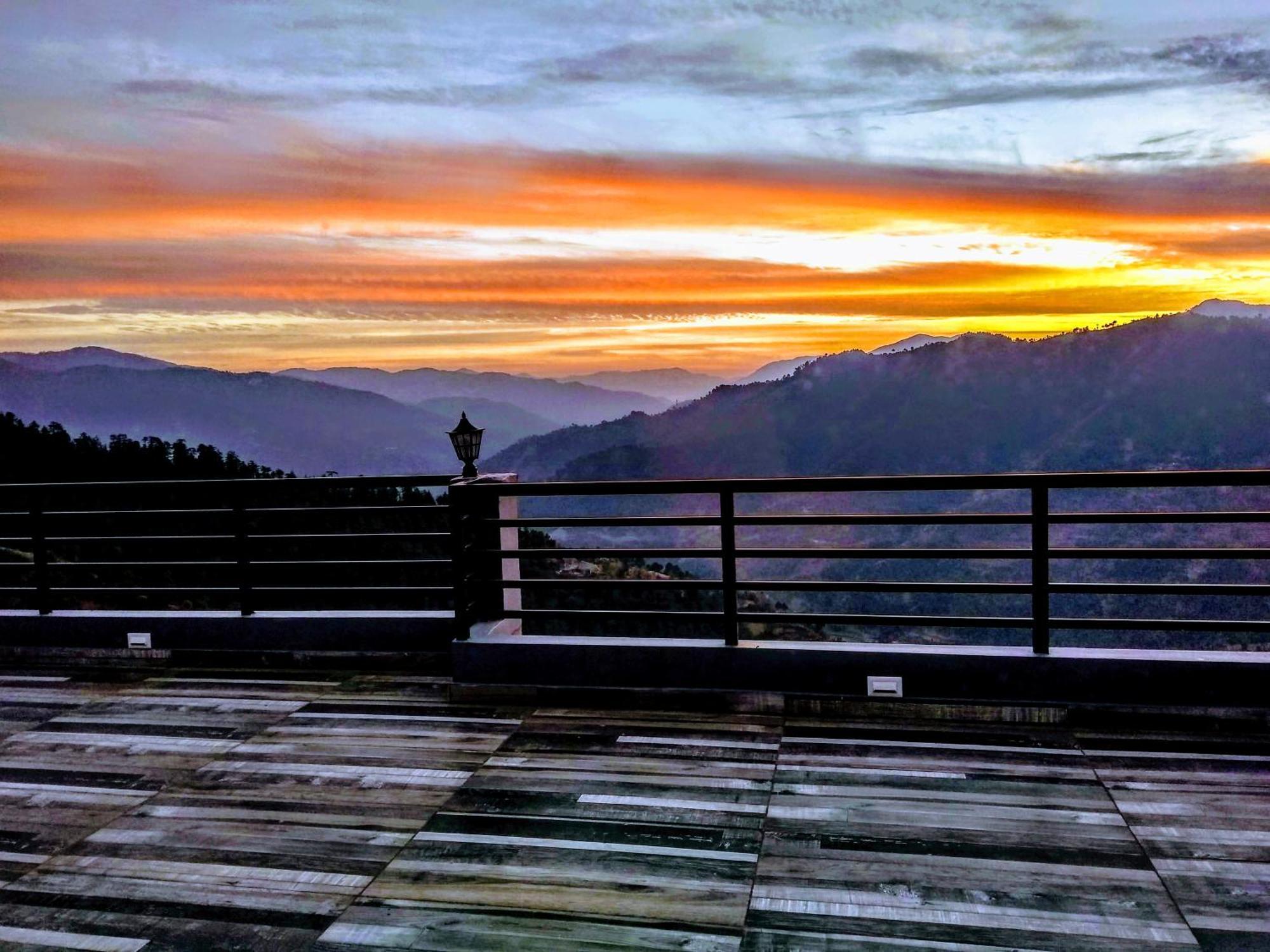 The Getaway Bed and Breakfast Shimla Esterno foto